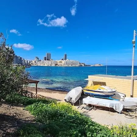 Cozy Inside.city & Beach Outside Apartment *